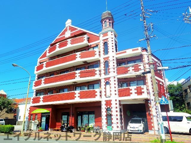 静岡県静岡市葵区西草深町（マンション）の賃貸物件の外観