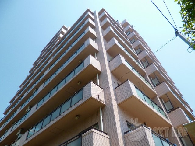 立川市高松町のマンションの建物外観