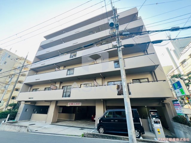 大阪市天王寺区清水谷町のマンションの建物外観