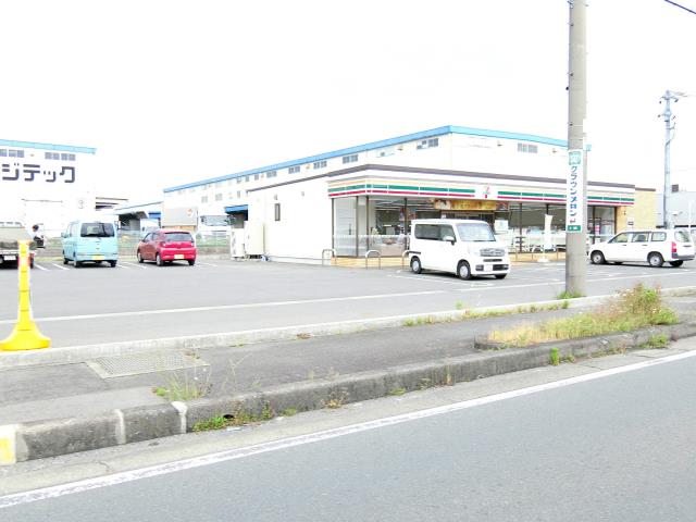 コンビニ　セブンイレブン（コンビニ）まで1524m