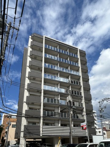 KHS.FIRSTの建物外観