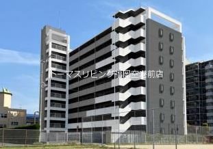 【福岡市東区貝塚団地のマンションの建物外観】