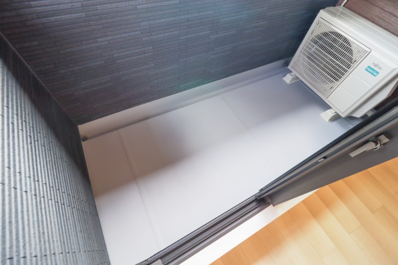 バルコニー　図面と現状に相違がある場合には現状を優先