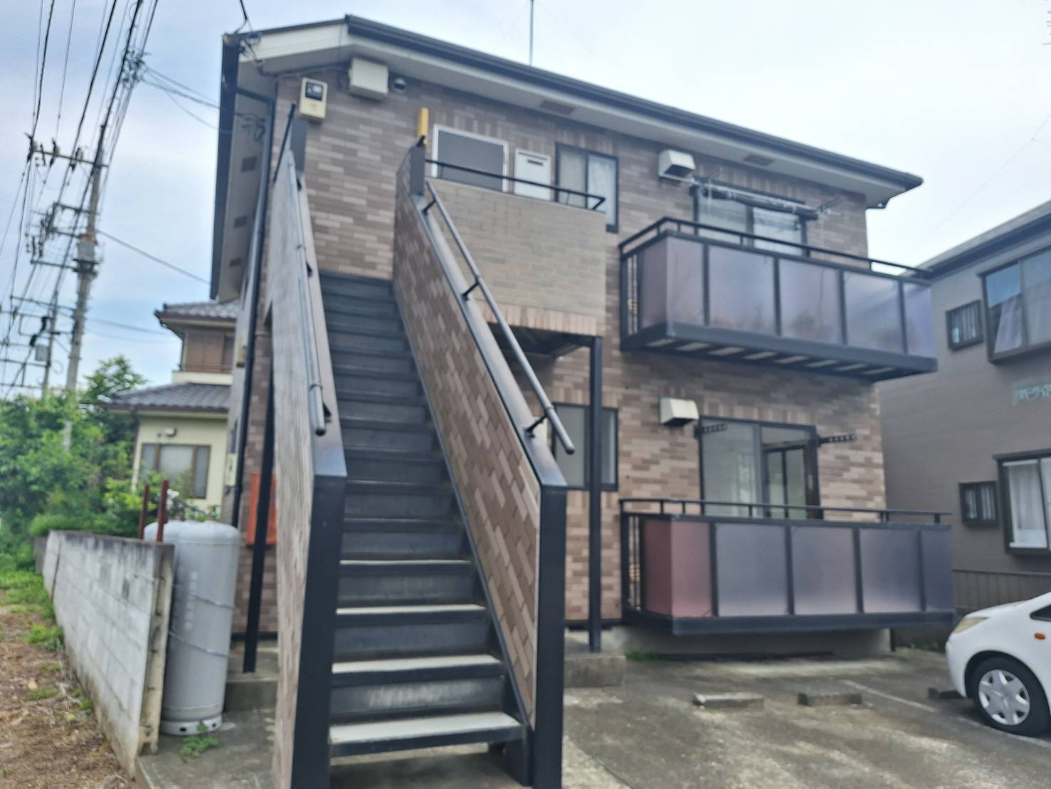 リーヴァ南平の建物外観