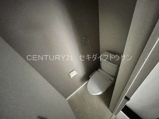 トイレ　温水洗浄便座