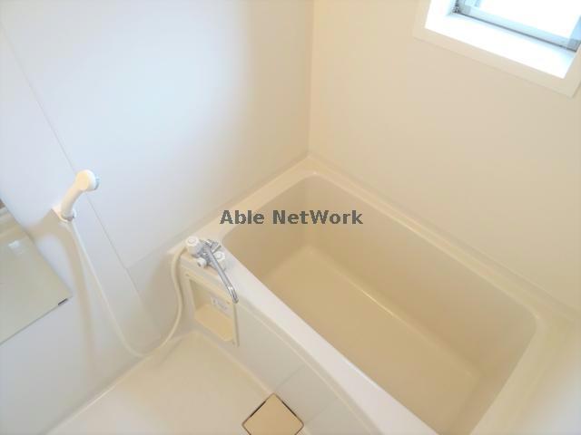 バス・シャワールーム　窓ありバスバス