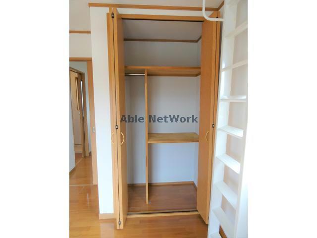 収納　クローゼット付き