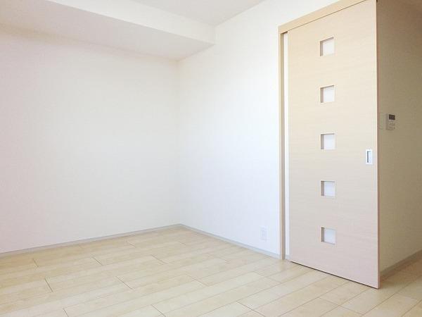 居室・リビング　フローリング！