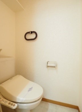 トイレ　温水洗浄便座