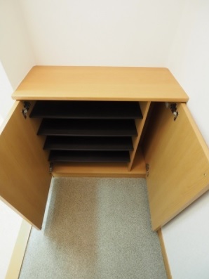 玄関　玄関収納