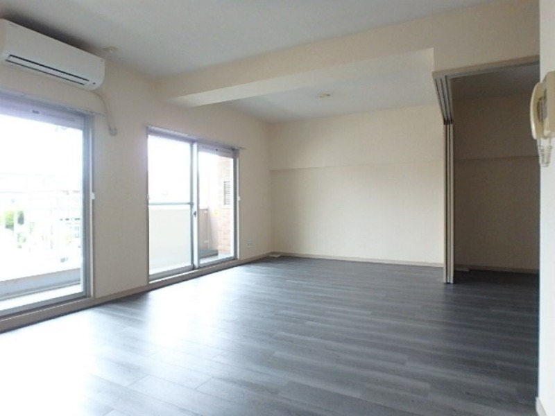 居室・リビング　図面と現状に相違がある場合には現状を優先