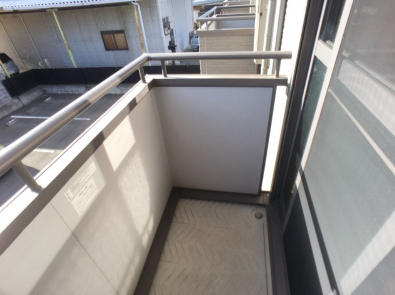 バルコニー　図面と現状に相違がある場合には現状を優先