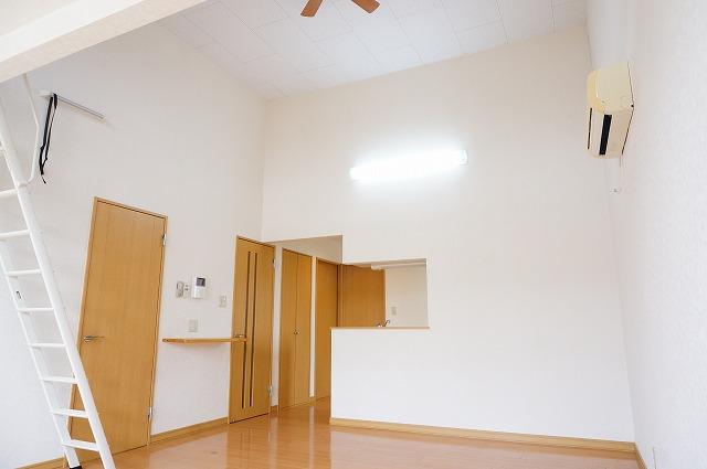 居室・リビング　リビング２