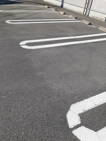 駐車場　駐車スペースもあります
