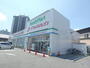 ドラックストア　ファミリーマートドラッグイレブン北方店（ドラッグストア）まで813m