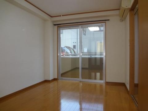 居室・リビング　洋室