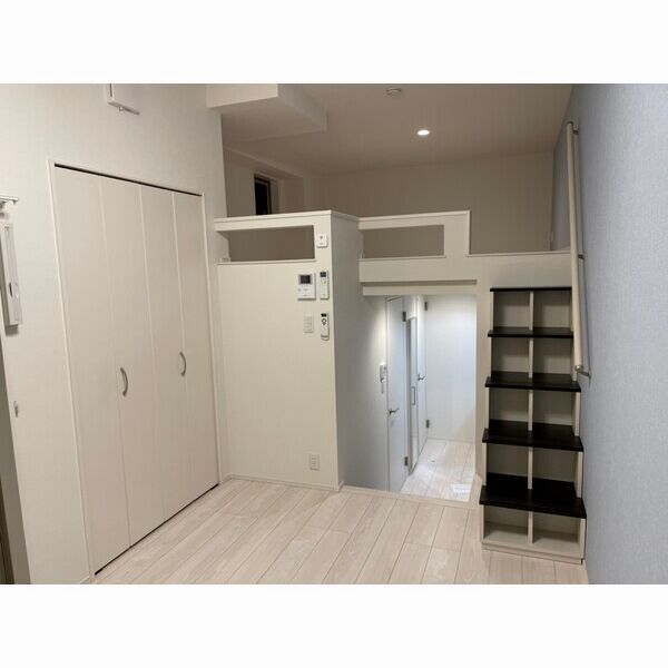 居室・リビング　同シリーズの写真となります。