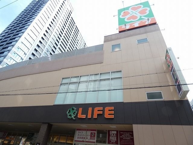 スーパー　ライフ（スーパー）まで726m