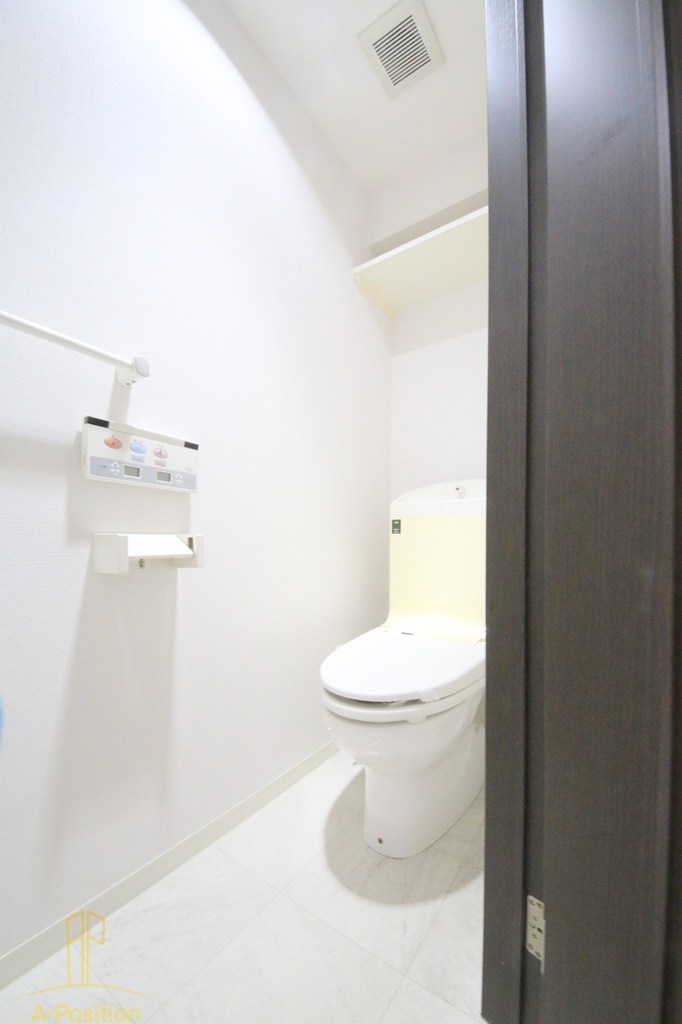 トイレ　サムティ難波グレイス