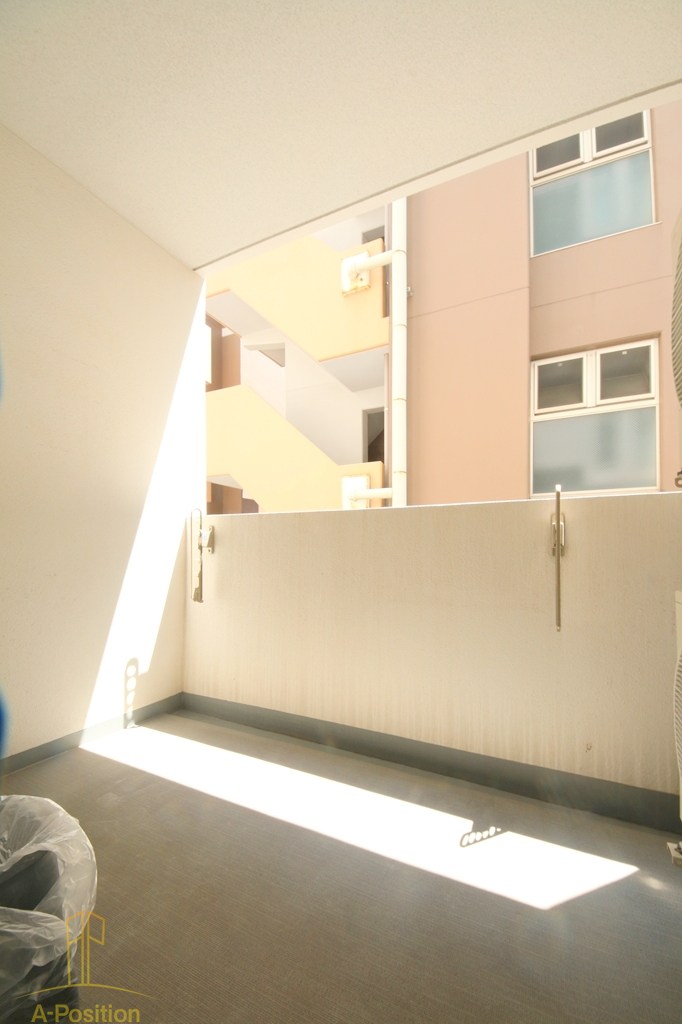 バルコニー　サムティ難波グレイス