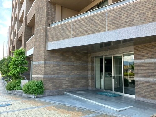 エントランス　エントランス　※2024年06月撮影時