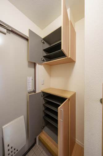 収納　シューズボックス