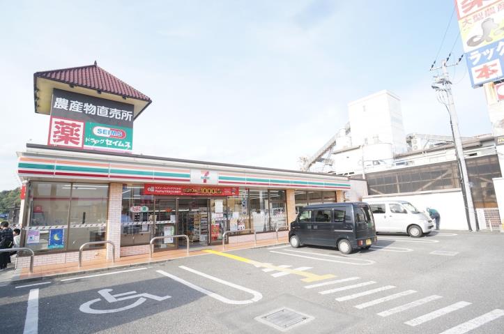 コンビニ　セブンイレブン　橿原醍醐町店（コンビニ）まで320m