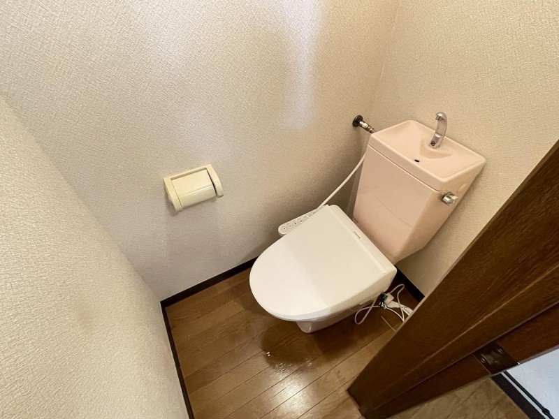 トイレ　トイレ