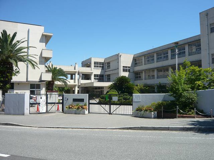 小学校　北夙川小学校（小学校）まで550m