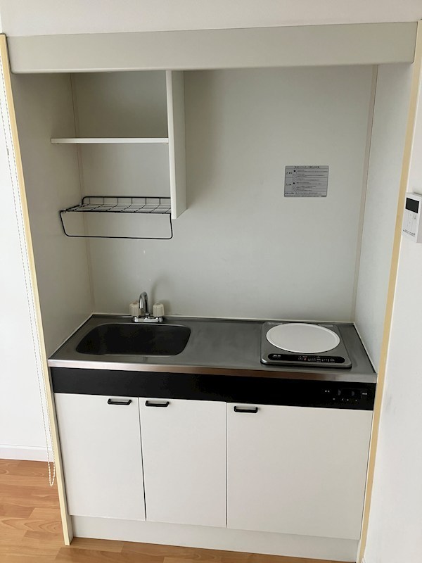 キッチン　☆お掃除楽なIHクッキングヒーター☆