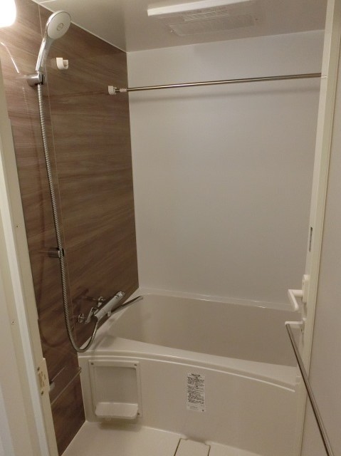 バス・シャワールーム　※写真は同タイプ住戸です。