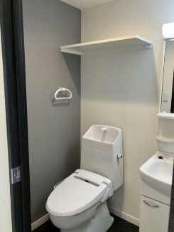 トイレ　※同施工会社別建物参考写真