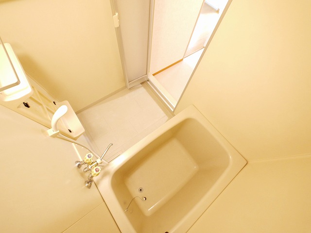 バス・シャワールーム　日々の暮らしに欠かせないお風呂です