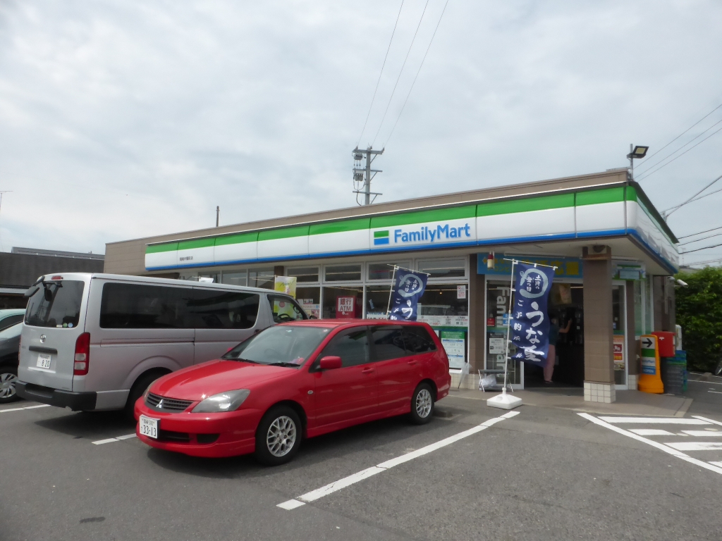 コンビニ　ファミリーマート 岡崎中園町店（コンビニ）まで580m
