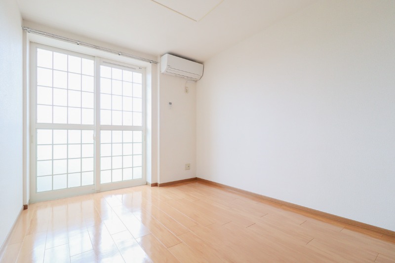 居室・リビング　図面と現状に相違がある場合には現状を優先