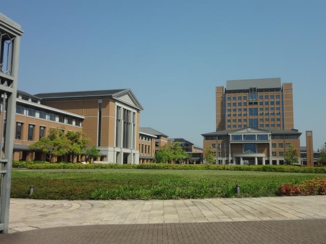 大学・短大　関西外国語大学中宮学舎（大学・短大）まで1114m