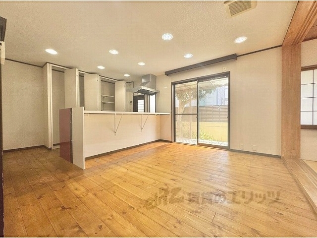 居室・リビング　リビング