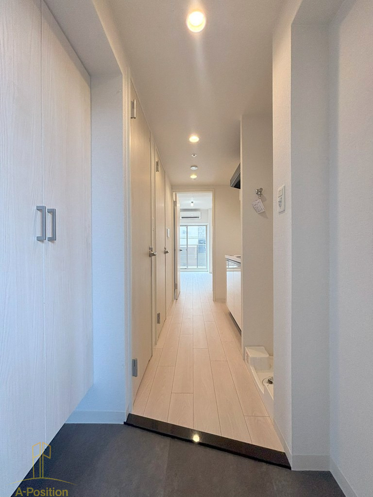 玄関　ソルテラスOSAKA緑橋クレアスト