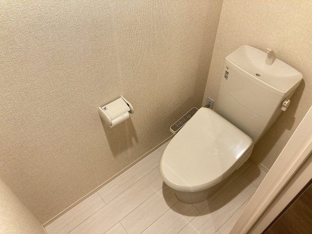 トイレ　別のお部屋の写真です