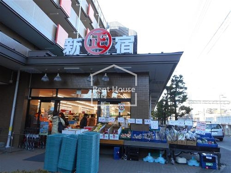 スーパー　丸正チェーン武蔵野台駅前店（スーパー）まで184m