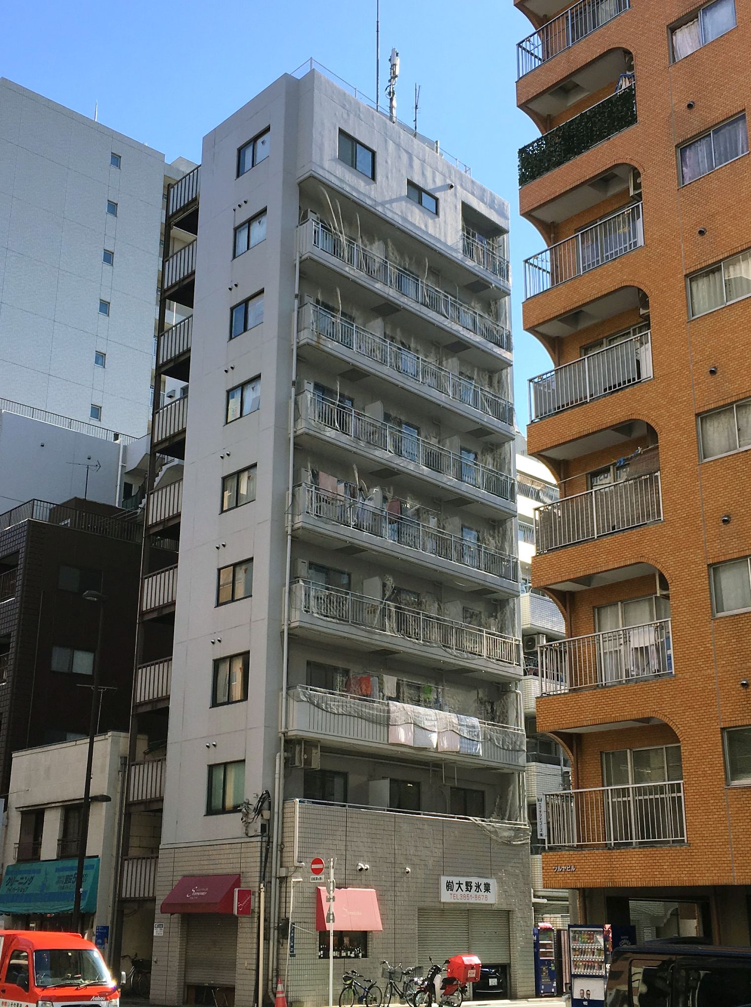 建物外観　春日通り面