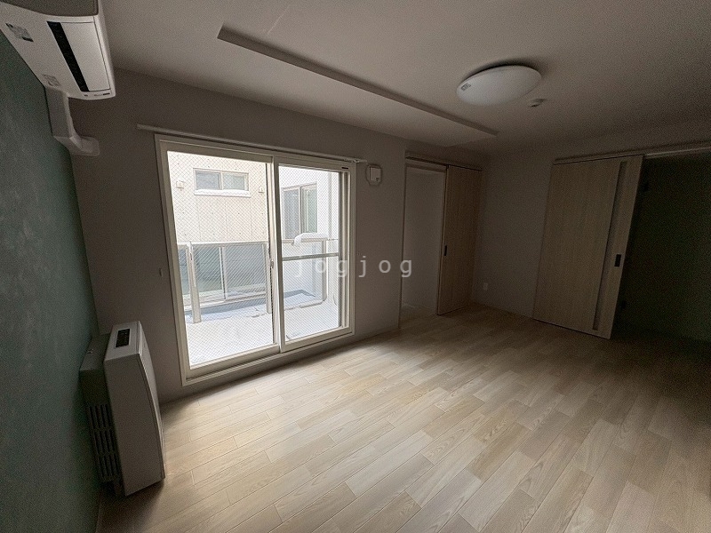 居室・リビング　同号室タイプ写真