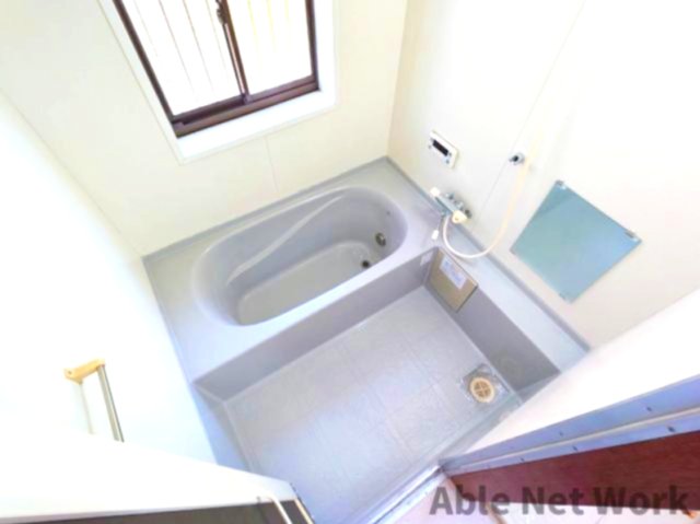 バス・シャワールーム　追い焚き機能付き