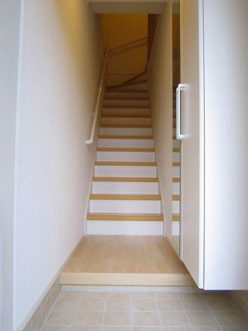 玄関　落ち着いた玄関です