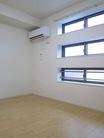 その他部屋・スペース　明るい色調の室内です