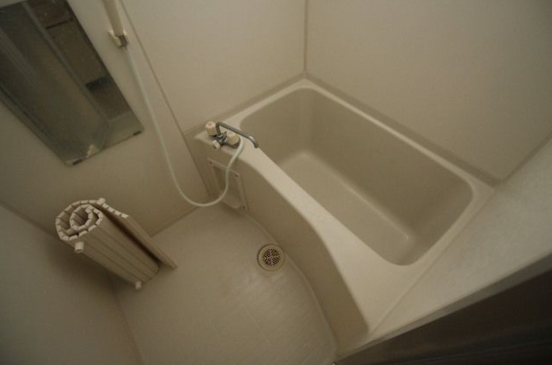 バス・シャワールーム　風呂