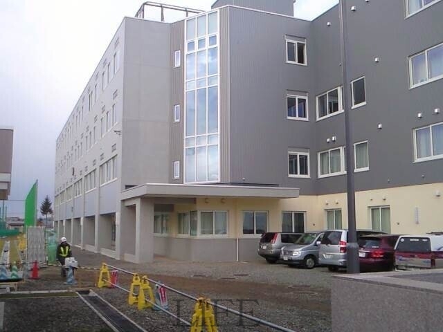 中学校　札幌市立羊丘中学校（中学校）まで837m