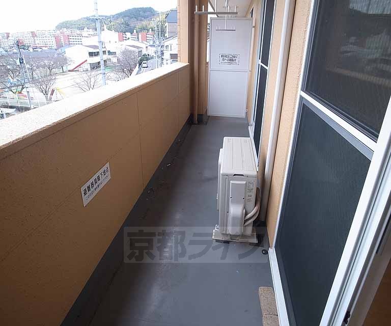 バルコニー　日当たり・風通し共に良好です。