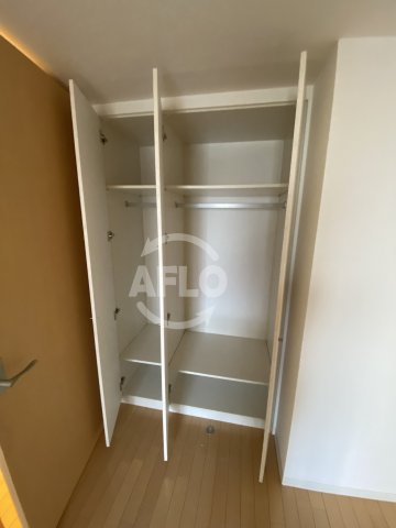 収納　エルセレーノ上本町レジデンス　クローゼット