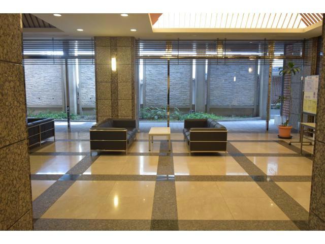 エントランス　エントランス部分